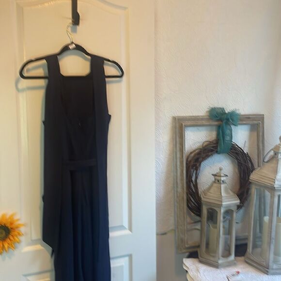 Vince Camuto Jumpsuit  Ruffle Neck Halter Wide Leg Navy Blue Stretch Sz. 4 - Picture 9 of 11